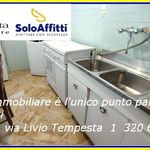 Affitto 4 camera appartamento di 80 m² in Lecce