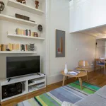 Rent 1 bedroom apartment of 420 m² in Lyon