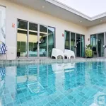 Rent 4 bedroom house of 200 m² in Phuket