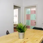 Rent 6 bedroom apartment in Barcelona