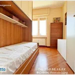 Rent 6 bedroom apartment of 106 m² in Genoa