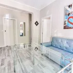 Rent a room of 60 m² in seville