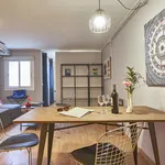 Rent 2 bedroom apartment of 35 m² in Barcelona