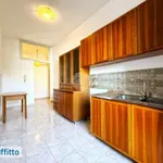 Rent 3 bedroom apartment of 90 m² in Rome