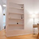 Rent 3 bedroom apartment of 15 m² in Barcelona