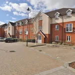 Rent 2 bedroom flat in North Hertfordshire