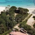 Rent 6 bedroom house of 280 m² in Baia Caddinas