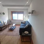 Rent 1 bedroom apartment in Porto