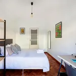 Rent 7 bedroom apartment in Lisbon