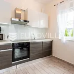 Rent 2 bedroom apartment of 57 m² in Split - Okolica