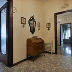 Rent 4 bedroom apartment of 157 m² in Portici