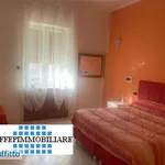 Rent 2 bedroom apartment of 70 m² in Naples