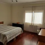 Rent a room of 180 m² in Braga