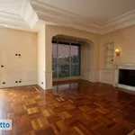 Rent 5 bedroom apartment of 195 m² in Milan