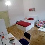 Rent a room in florence