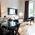 Rent 1 bedroom apartment of 506 m² in Paris