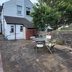 Rent 5 bedroom house in Wales