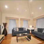 Rent 5 bedroom house in  GLEN WAVERLEY
 