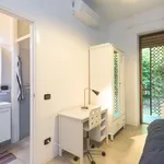 Rent a room of 110 m² in milan