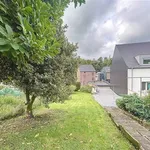 Huur 2 slaapkamer huis van 650 m² in Chenestre