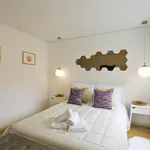 Rent 2 bedroom apartment in Porto