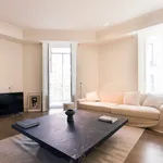 Rent 3 bedroom apartment of 202 m² in Madrid