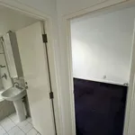 Rent 1 bedroom apartment in St Kilda