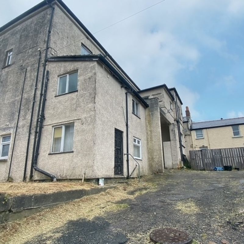 2 bedroom property to let in The Old White Horse, King Street, Blaenavon - £500 pcm