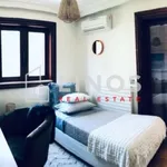 Rent 5 bedroom house of 240 m² in Νησί