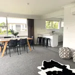 Rent 5 bedroom house of 706 m² in Christchurch