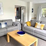 Rent 3 bedroom apartment in Christchurch