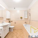 Pronajměte si 2 ložnic/e byt o rozloze 56 m² v Praha