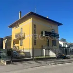 Rent 2 bedroom apartment of 55 m² in Rho