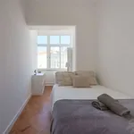 Rent a room in lisbon