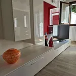 Rent 3 bedroom apartment of 90 m² in Padua