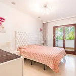 Alquilo 2 dormitorio apartamento de 180 m² en Marbella