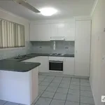 Rent 4 bedroom house in Urangan