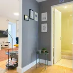 Rent 1 bedroom apartment of 90 m² in lisbon