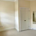 Rent 3 bedroom flat in West Midlands