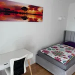 Miete 3 Schlafzimmer wohnung von 113 m² in Frankfurt am Main