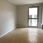 Rent 3 bedroom apartment of 70 m² in REIMS