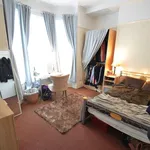 Rent 9 bedroom house in Leeds