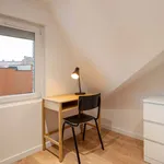 Louez une chambre de 244 m² à Montreuil