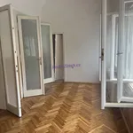 Pronajměte si 4 ložnic/e byt o rozloze 131 m² v Praha