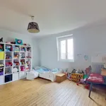 Maison de 200 m² avec 6 chambre(s) en location à Montmorency