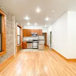 Rent 3 bedroom apartment of 950 m² in Manhattan