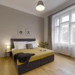 Pronajměte si 1 ložnic/e byt o rozloze 45 m² v Prague