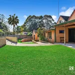 Rent 4 bedroom house in Gerringong