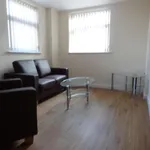 Rent 2 bedroom flat in Leicester