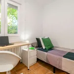 Rent a room of 1000 m² in barcelona